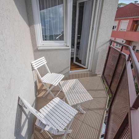 Stella Modern Apartment 2 Novi Sad Ngoại thất bức ảnh