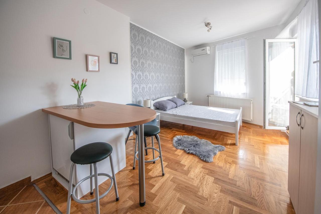 Stella Modern Apartment 2 Novi Sad Ngoại thất bức ảnh