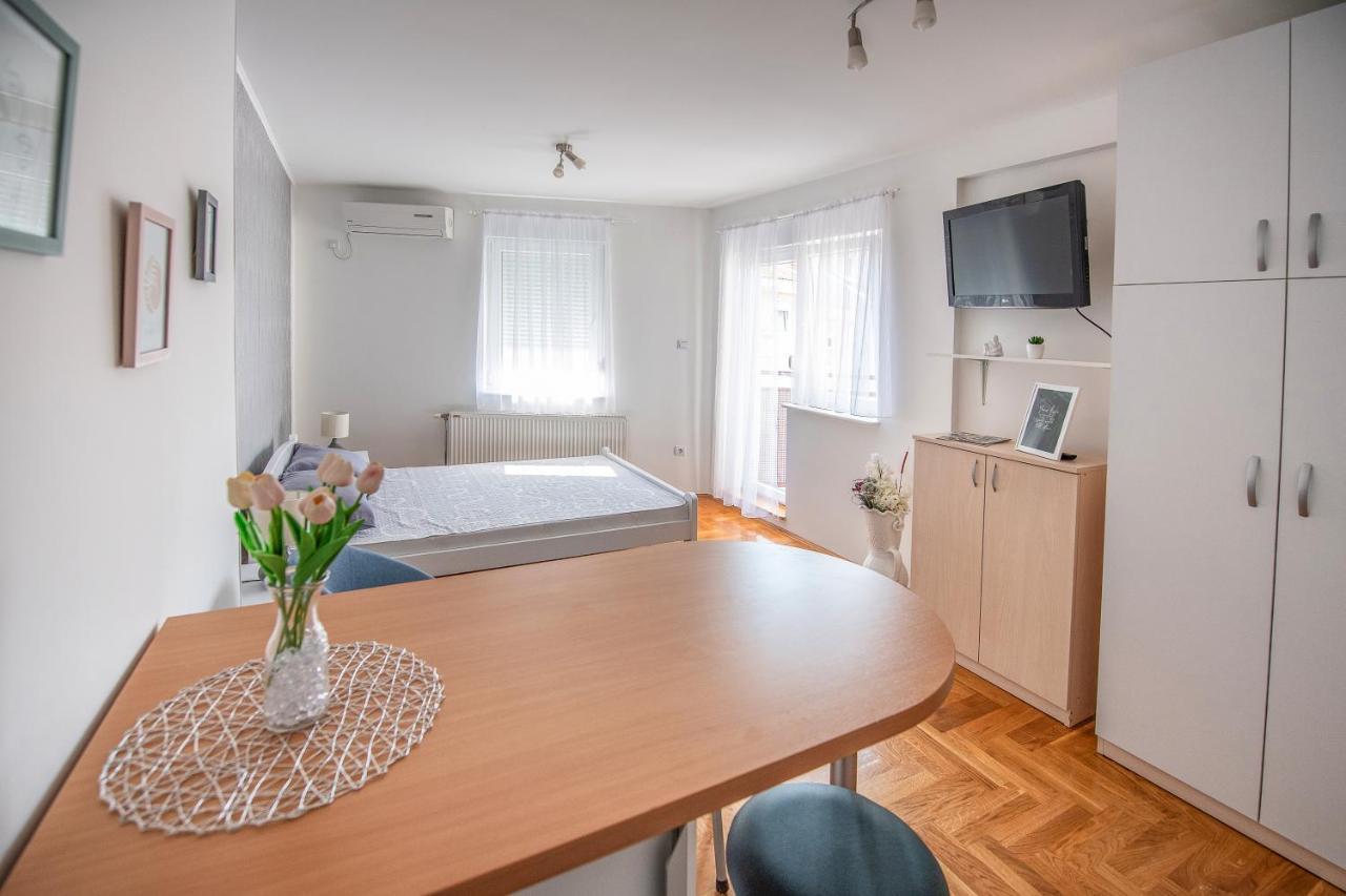 Stella Modern Apartment 2 Novi Sad Ngoại thất bức ảnh
