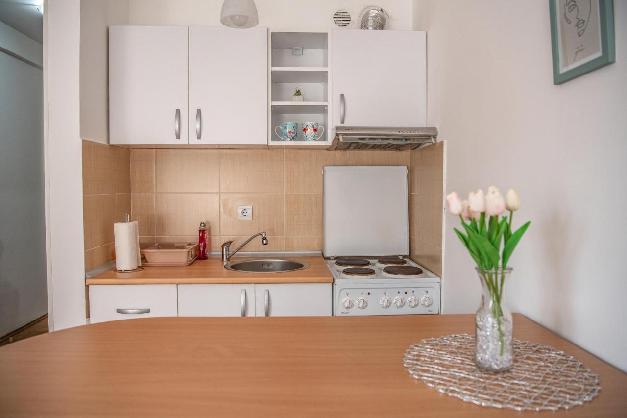 Stella Modern Apartment 2 Novi Sad Ngoại thất bức ảnh